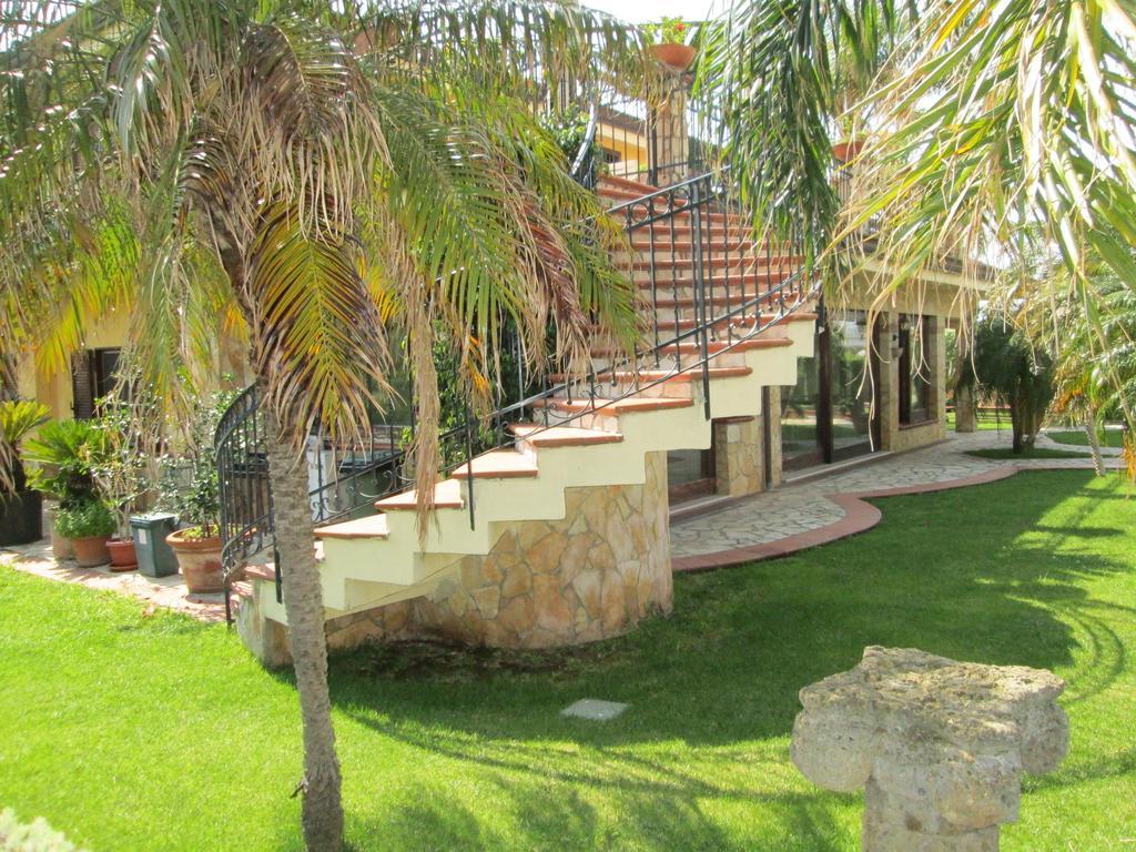 Complesso Turistico Ricettivo L'Oasi Del Golfo Di Salerno Apartment Battipaglia Exterior photo